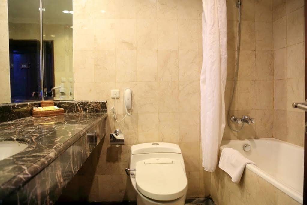 Bukit Randu And Restaurant Hotel Bandar Lampung